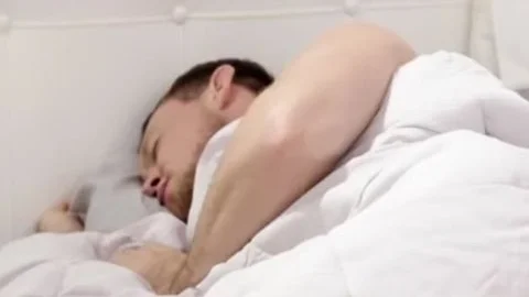 TBabe Ryder Monroe nails Her Brother In Law while Husand Is Napping