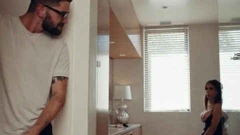 Jerking TS Stepmom ass drilled By Her Stepson In The baths