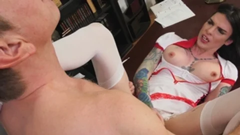 GenderX.com - Damien Thorne with Chelsea Marie deepthroat