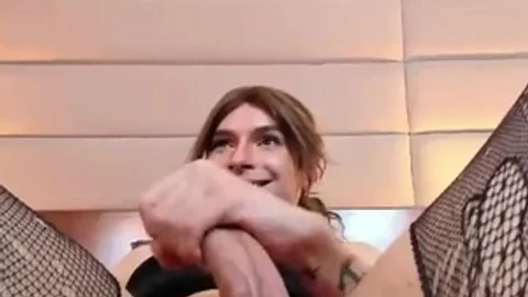 Homemade latina masturbating on webcam