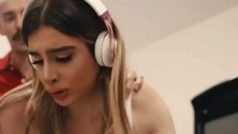 Pervert Stepdad Licks And unprotected bonks His TS Stepdaughter