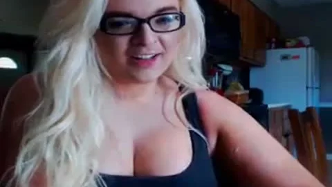 Nicole Cums Many Times In A Row